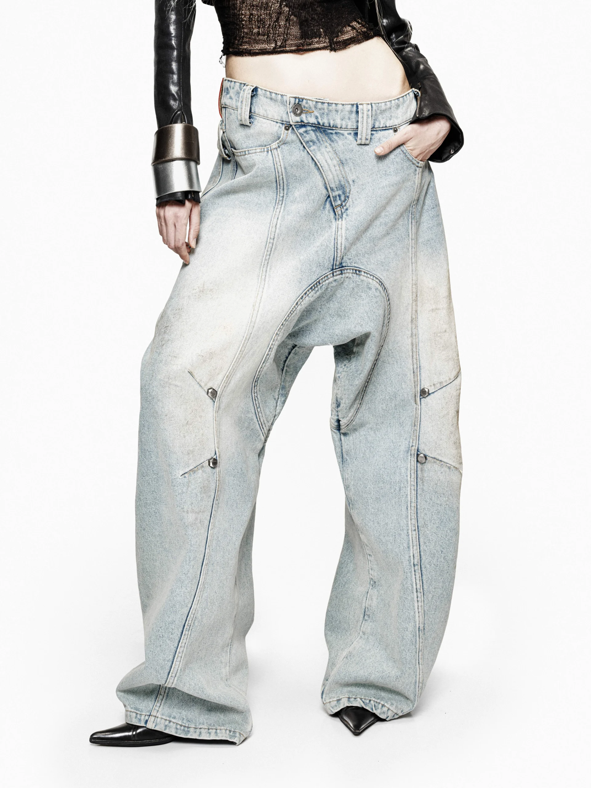 STORY LOOPER JEANS