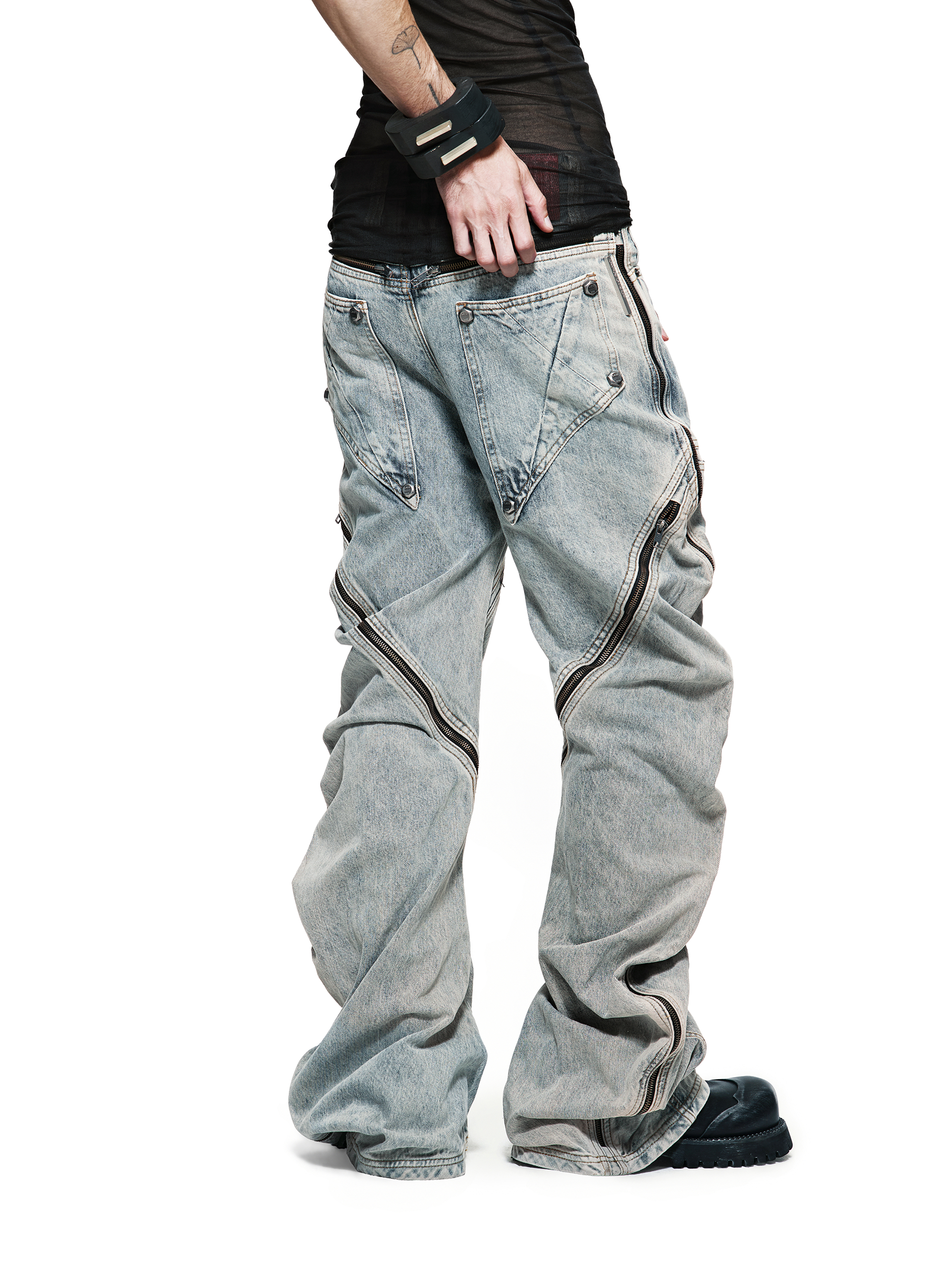 J.O.M.O JEANS
