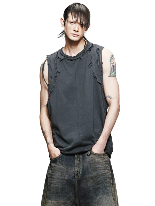 OFF-DUTY TANKTOP